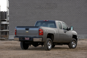 Chevrolet Silverado 2500HD Extended Cab 2WD Work Truck Standard Box