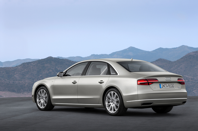 Audi A8 L hybrid