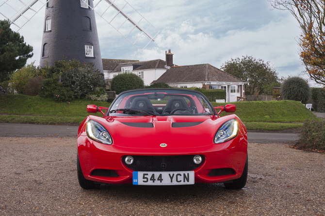 Lotus Elise Sport 220