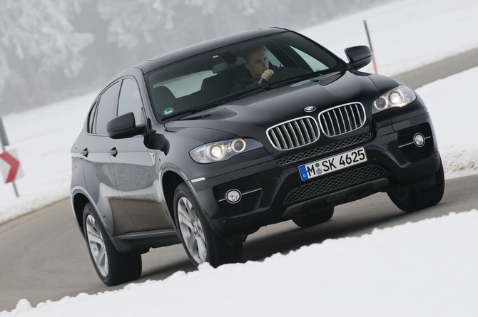 BMW X6 xDrive35i Sport-Automatic