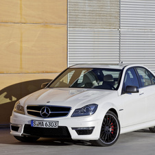 Mercedes-Benz C 63 AMG Saloon Performance Package