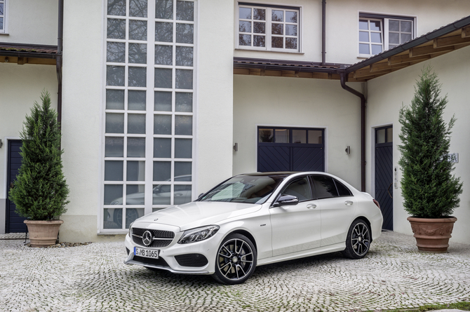 Mercedes-Benz C 63 AMG S