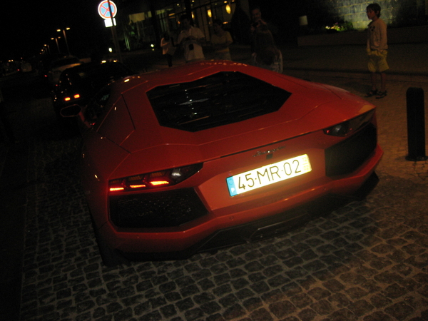 Lamborghini Aventador LP 700-4