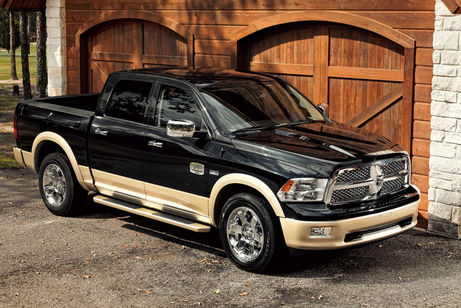 Dodge Ram 2500 Mega Cab 4X4 Laramie Longhorn Edition SWB