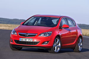 Opel Astra Gen.4