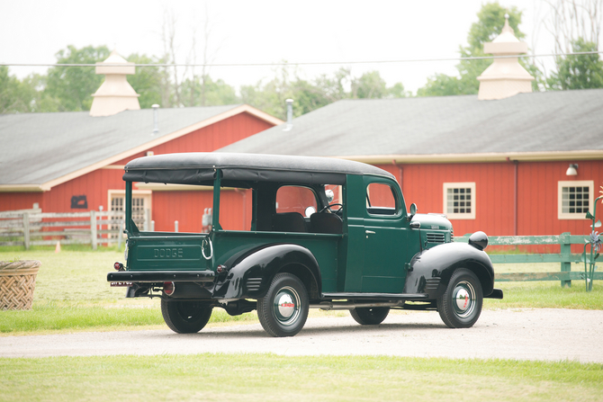 Dodge Half-Ton Canopy Express