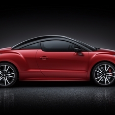 The RCZ R gets a black roof, black wheel arches and larger wheels