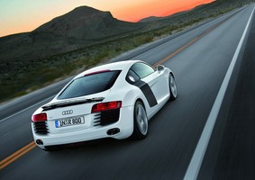 Audi R8 4.2 Coupe quattro with Auto R tronic