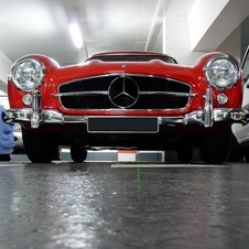 Mercedes-Benz 300 SL