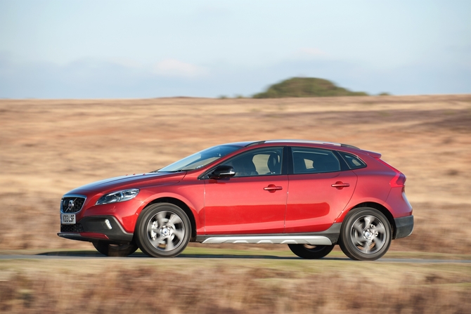 Volvo V40 D2 Kinetic Powershift Cross Country