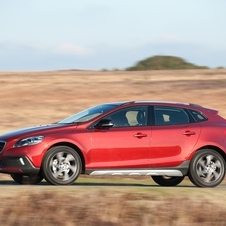 Volvo V40 D2 Kinetic Powershift Cross Country