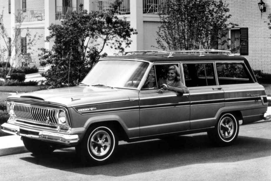 Jeep Super Wagoneer