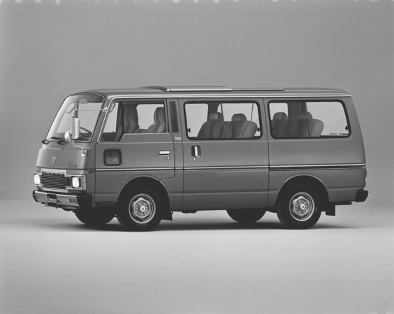 Nissan Caravan Coach SGL w/sunroof