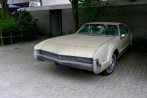 Oldsmobile Toronado