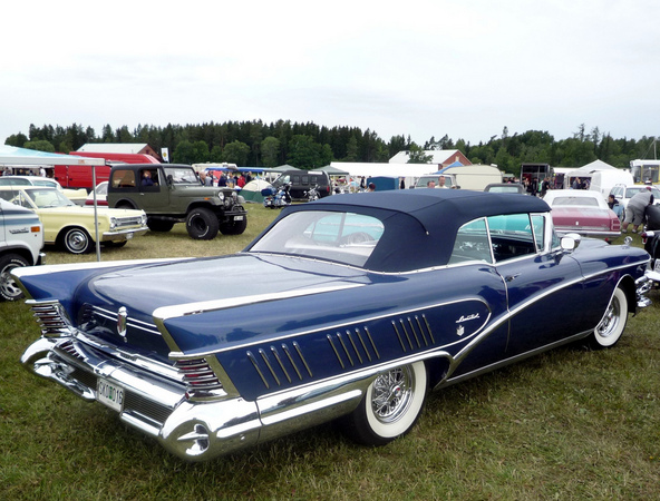 Buick Limited Riviera