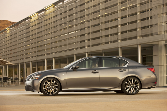 Lexus GS 450h F Sport