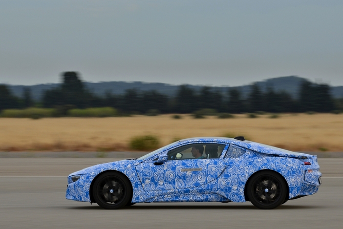 BMW i8