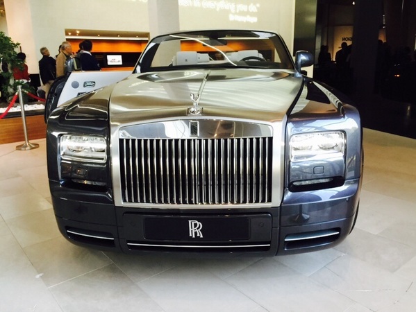 Rolls-Royce Phantom