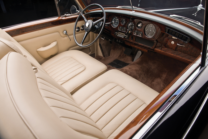 Rolls-Royce Silver Cloud III Drophead Coupe by Mulliner Park Ward