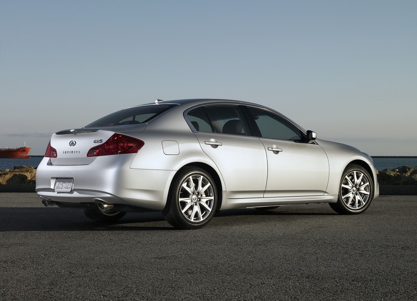 Infiniti G37 Sedan Journey