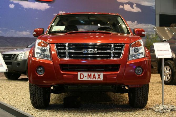 Isuzu D-Max 2.5 CC Simple 4x4 L