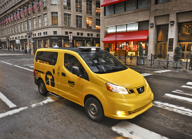 Le Celebre Taxi New Yorkais se Modernise avec le Nissan NV200