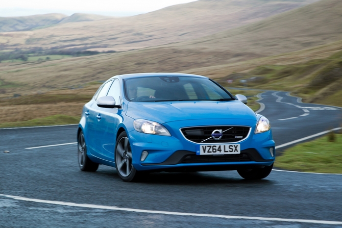 Volvo V40 D4 VED R-Design Geartronic