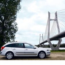 Renault Laguna II Sport Tourer 2.0T Automatic