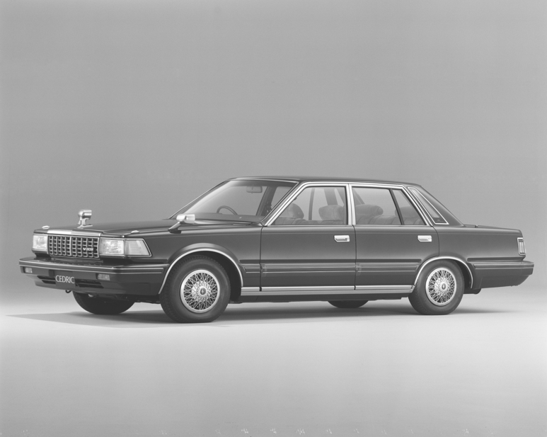 Nissan Cedric Sedan V30E Brougham