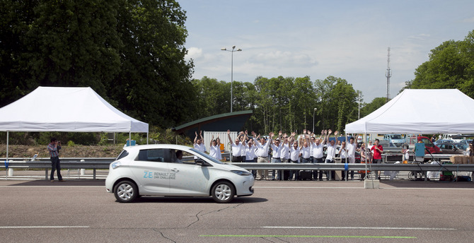 Les deux ZOE passent la ligne d’arrivée avec 1 618 km et 1 506 km aux compteurs.