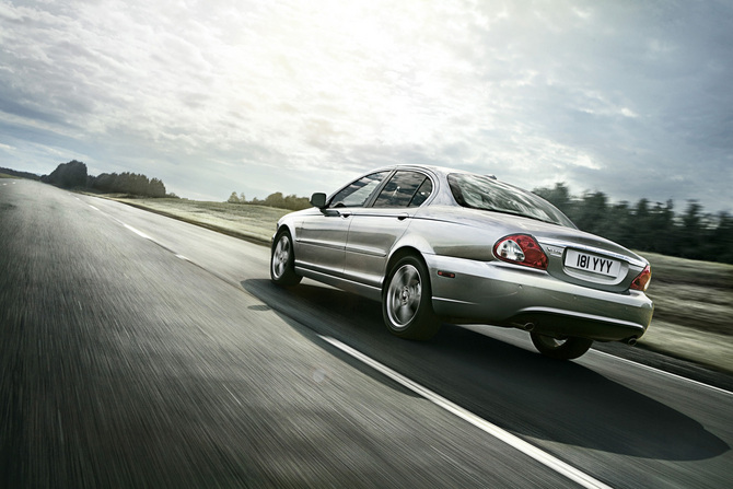 Jaguar X-Type 2.0 V6 Jaguar X-Type 2.0 V6
