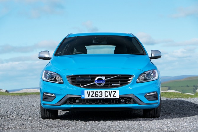 Volvo V60 D5 R-Design Momentum