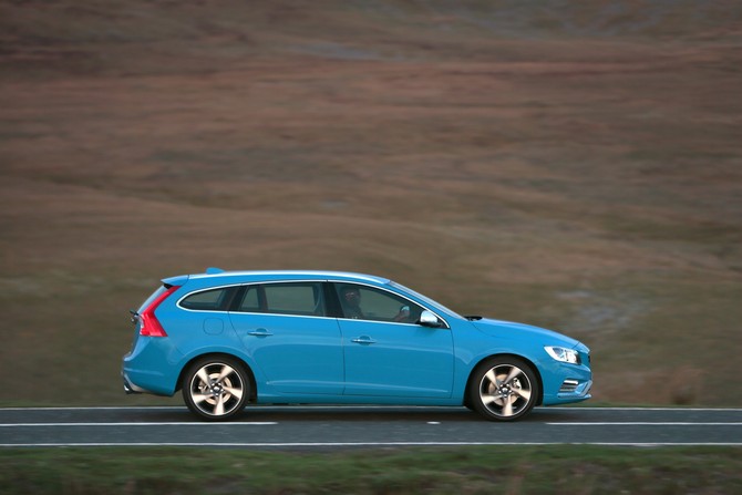 Volvo V60 D4 R-Design