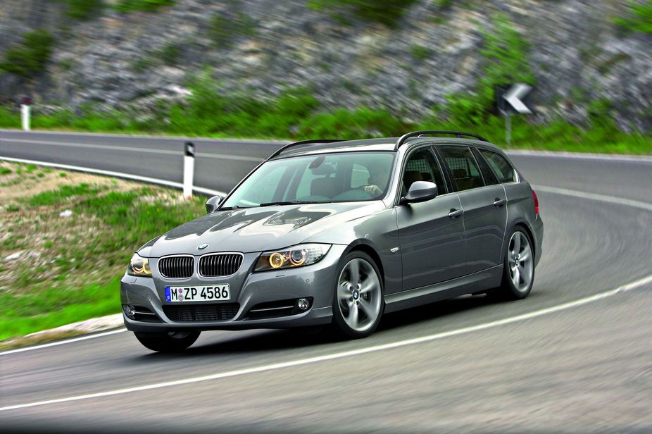 BMW 318i Touring Edition Sport Automatic