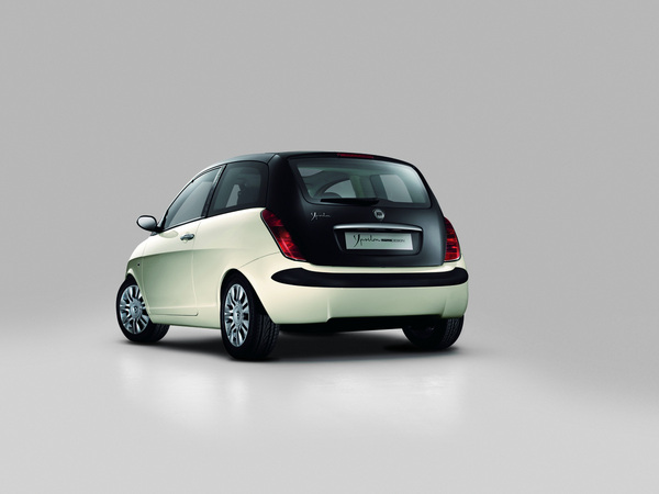 Lancia Ypsilon Sport MomoDesign 1.3 JTD 105cv