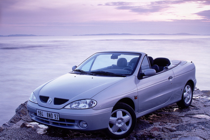 Renault Megane Cabriolet 2.0i 16v