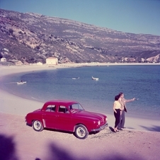 Renault Dauphine