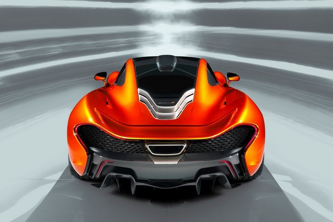 McLaren divulga mais imagens oficiais do P1