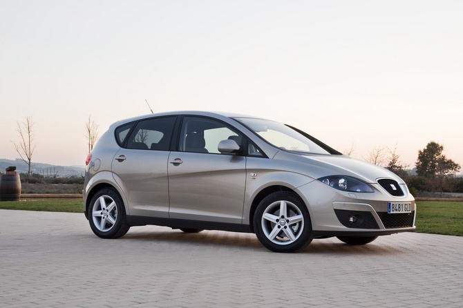 Seat Altea 1.9 TDI 105cv DPF Business (09)