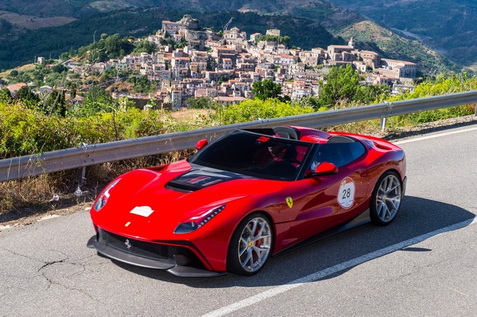 Ferrari F12 TRS