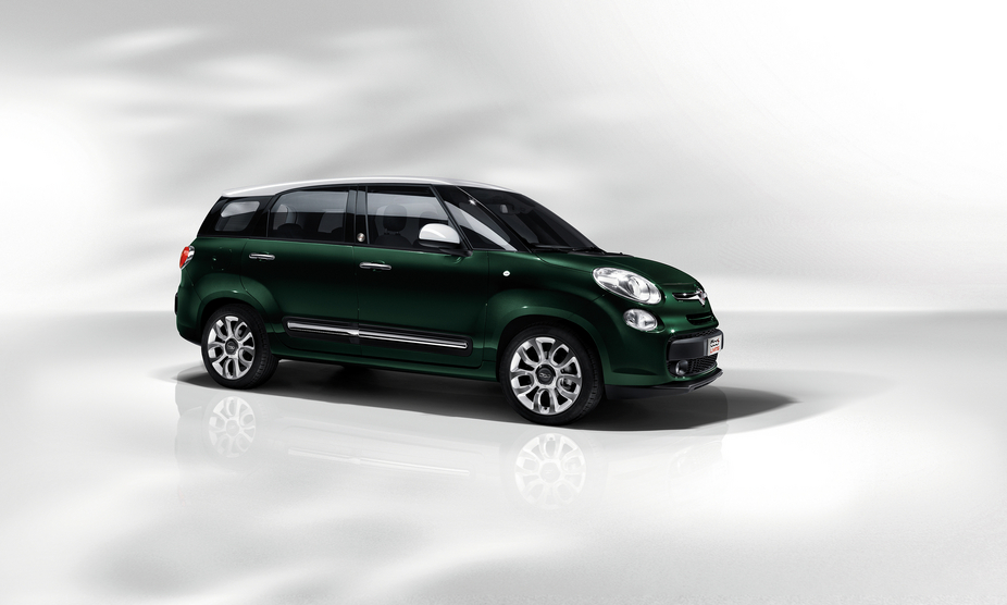 Der 500L Living ist etwas länger und bietet eine zusätzliche Sitzreihe
