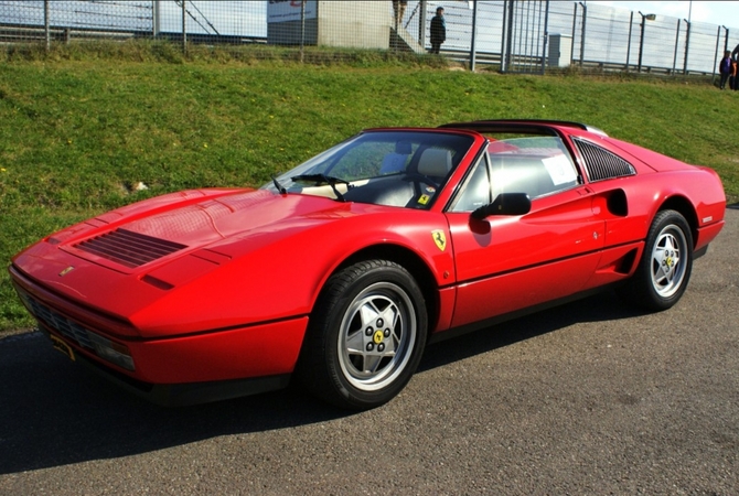 Ferrari 208 GTS Turbo