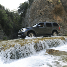 Nissan Pathfinder 2.5 dCi XE Pack 5L