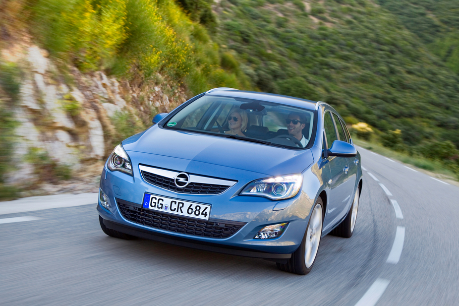 Opel Astra Gen.4