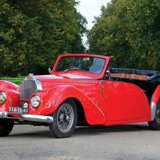 Bugatti Type 57C Stelvio Drophead Coupé by Gangloff