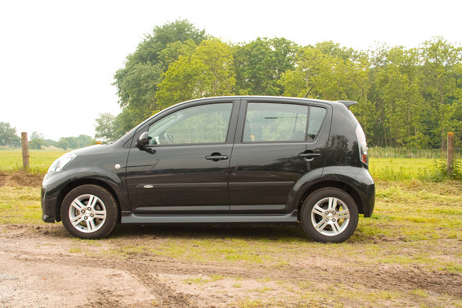 Daihatsu Sirion 1.3