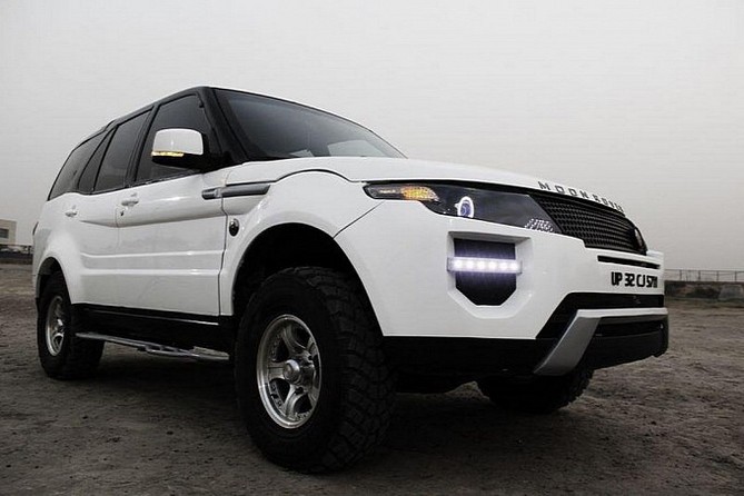 Tata Safari Turned into Land Rover Evoque