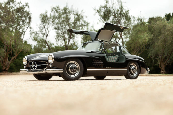 Mercedes-Benz 300 SL Gullwing Coupe