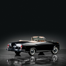 Mercedes-Benz 220 S Cabriolet