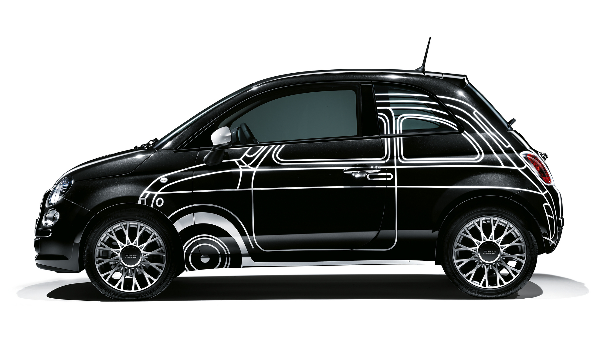 Fiat 500 Ron Arad Edition als Hommage an den Cinquecento von 1957